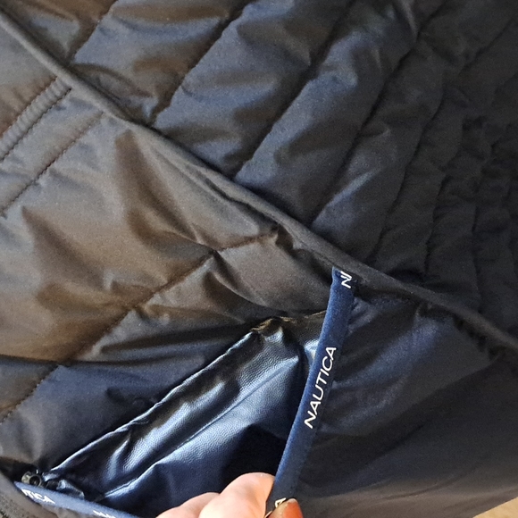 NAUTICA Men's Performance Water Resistant Sherba Puffer coat. Size Large - Picture 14 of 16